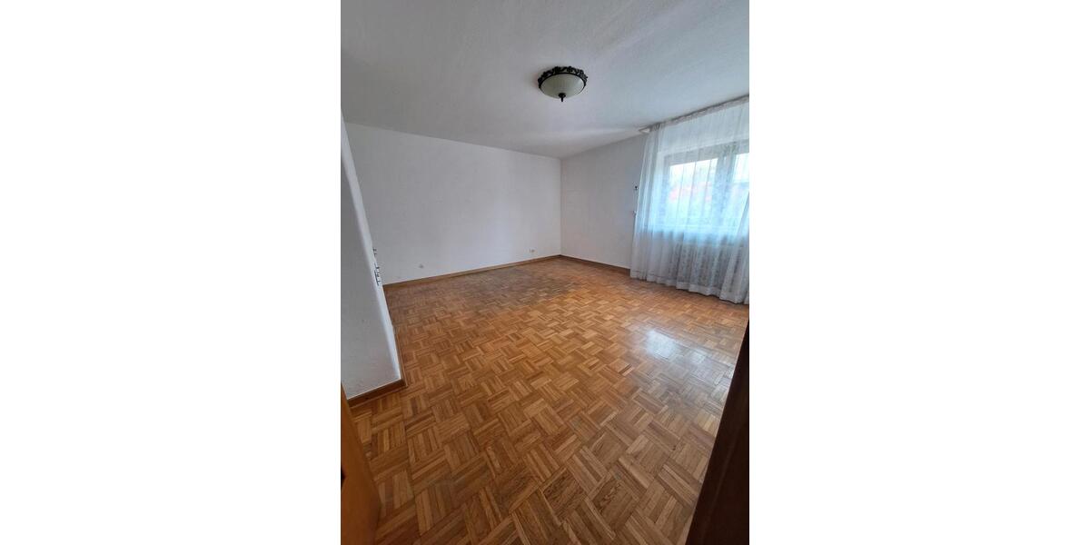 Reihenhaus Krefeld Dießem - 4 Zimmer, 120 m&sup2;, 320.000&euro; | Angebot:27533538