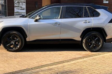 Toyota RAV 4 115.787 km 23.900 &euro; Duisburg 47138
