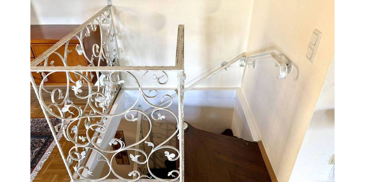 Etagenwohnung Moers Hülsdonk - 4 Zimmer, 104 m&sup2;, 279.000&euro; | Angebot:26595182