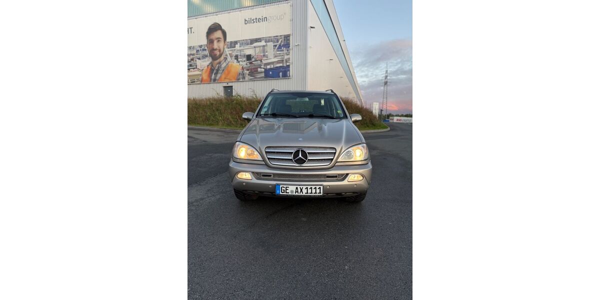 Mercedes-Benz 270 174.057 km 7.999 &euro; Gelsenkirchen 45888