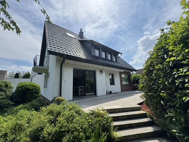 Einfamilienhaus Düsseldorf Stadtbezirk 8 - 8 Zimmer, 140 m&sup2;, 1.068.000&euro; | Angebot:26975106