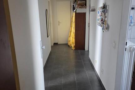 Wohnung Duisburg - 2 Zimmer, 58 m&sup2;, 735&euro; | Angebot:25943411
