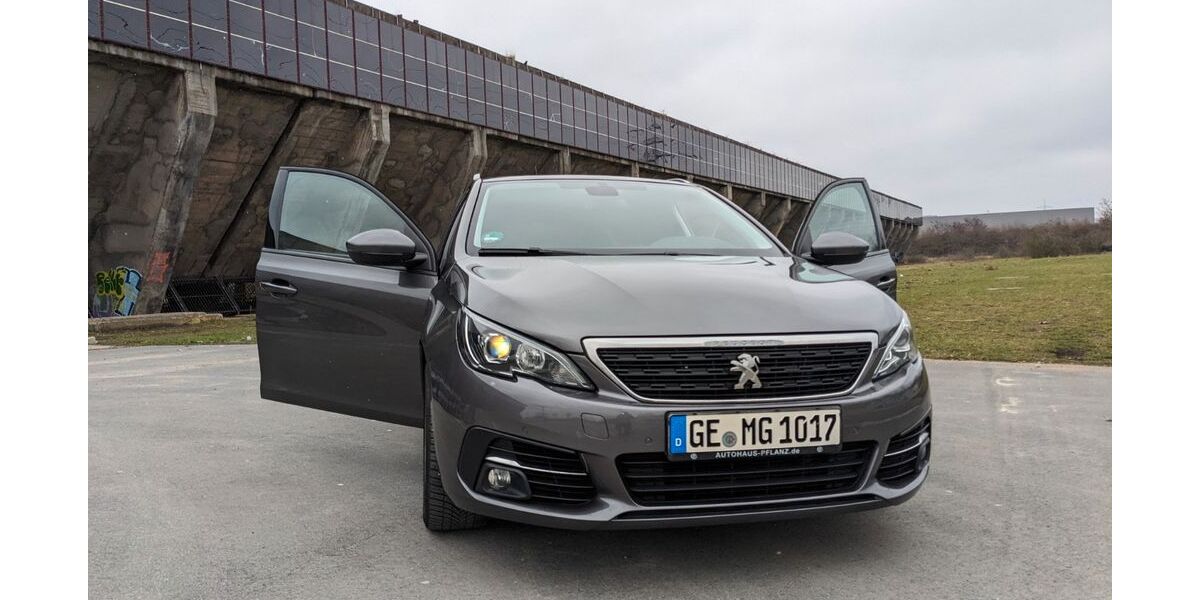 Peugeot 308 134.956 km 6.900 &euro; Gelsenkirchen 45884