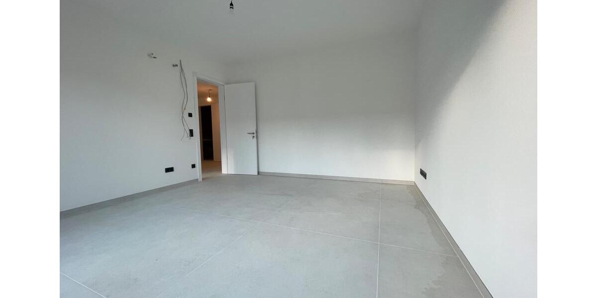 Etagenwohnung Hilden - 3 Zimmer, 100 m&sup2;, 1.999&euro; | Angebot:23779173