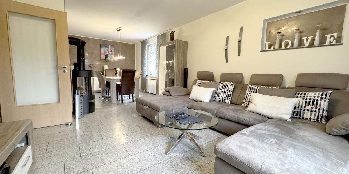 Einfamilienhaus Oberhausen Schwarze Heide - 7 Zimmer, 176 m&sup2;, 595.000&euro; | Angebot:25709904