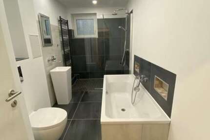 Wohnung Düsseldorf Flingern Süd - 2 Zimmer, 73 m&sup2;, 1.000&euro; | Angebot:25972920