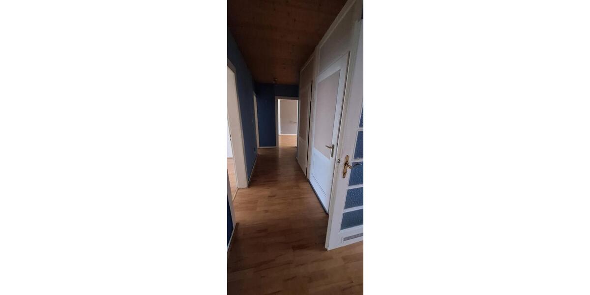 Etagenwohnung Wuppertal Gemarkung Langerfeld - 4 Zimmer, 107 m&sup2;, 980&euro; | Angebot:25648690