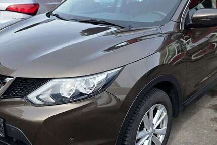 Nissan Qashqai 116.355 km 13.900 &euro; Solingen 42659