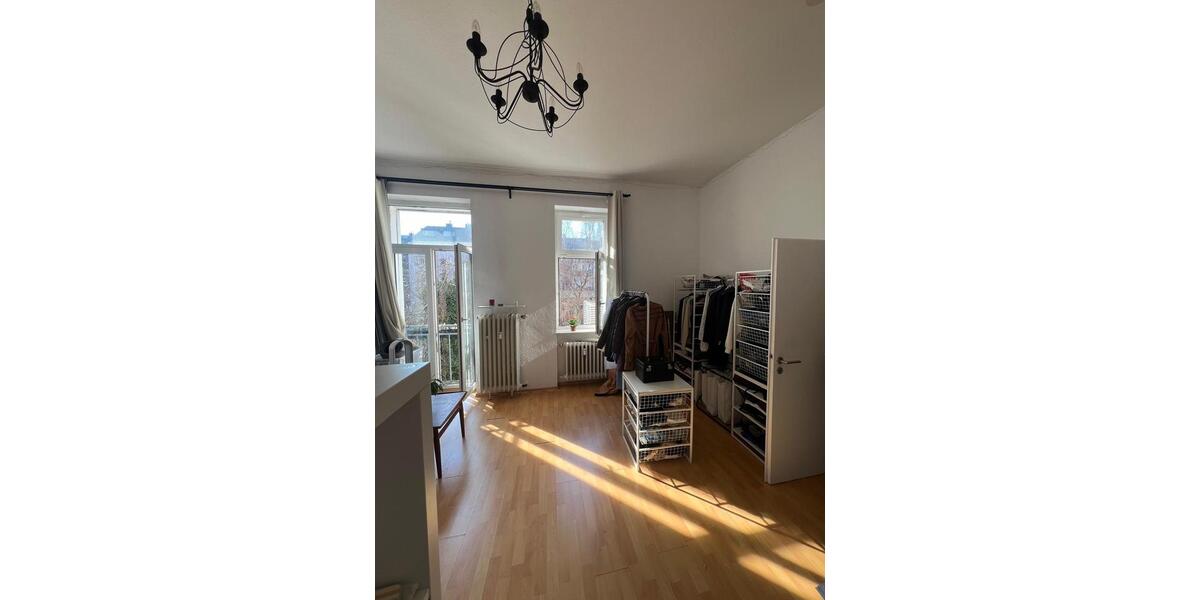 Etagenwohnung Düsseldorf Stadtbezirk 3 - 1 Zimmer, 36 m&sup2;, 535&euro; | Angebot:25843085