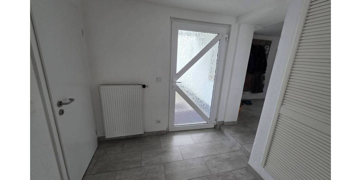 Mehrfamilienhaus, Wohnhaus Velbert Kostenberg - 9 Zimmer, 259 m&sup2;, 650.000&euro; | Angebot:25733904