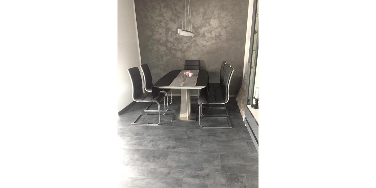 Erdgeschoßwohnung Velbert Langenberg - 3 Zimmer, 85 m&sup2;, 250.000&euro; | Angebot:25936139