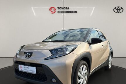 Toyota Aygo (X) 24.800 km 15.775 &euro; Krefeld 47809