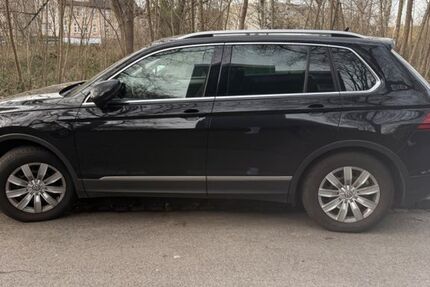 VW Tiguan 115.000 km 16.500 &euro; Duisburg 47167