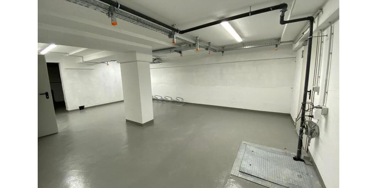 Etagenwohnung Essen Stadtbezirk VI - 1 Zimmer, 71 m&sup2;, 400&euro; | Angebot:27550530