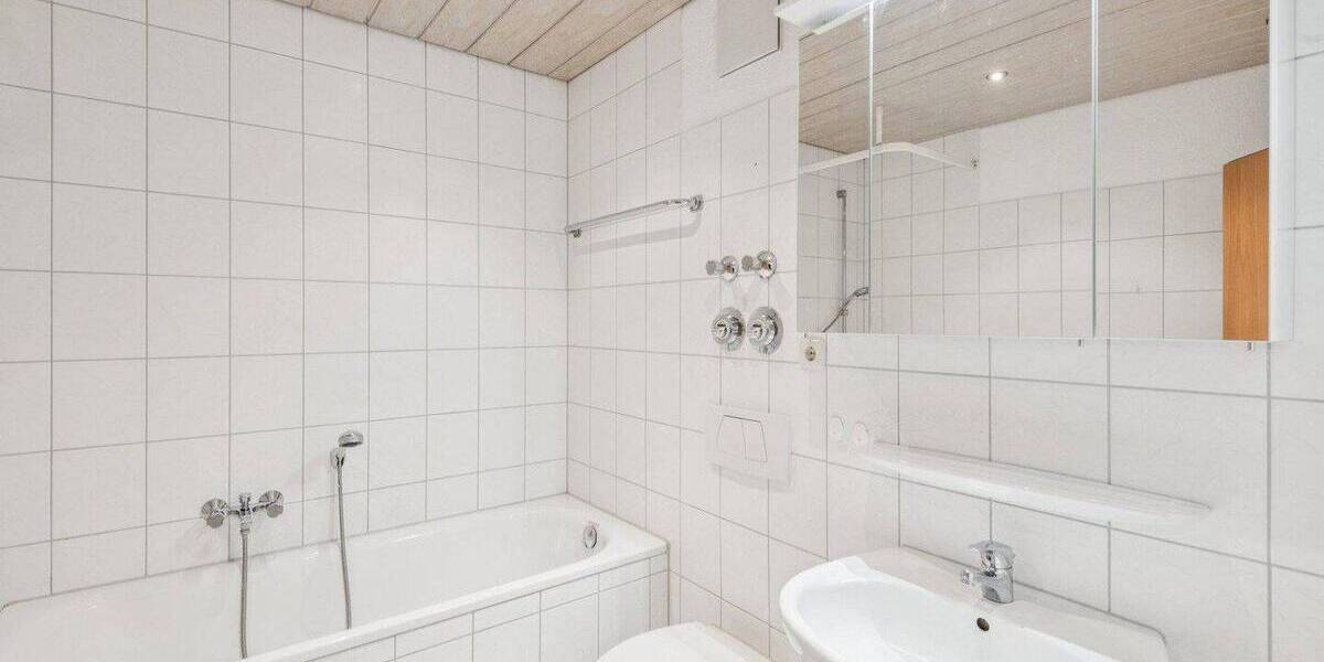 Etagenwohnung Krefeld-Hüls Hüls - 3 Zimmer, 79 m&sup2;, 259.900&euro; | Angebot:26486746