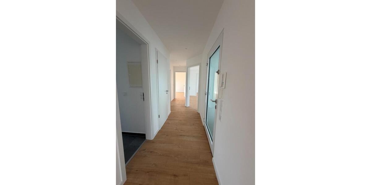 Etagenwohnung Duisburg Rheinhausen - 3 Zimmer, 136 m&sup2;, 1.190&euro; | Angebot:27553924