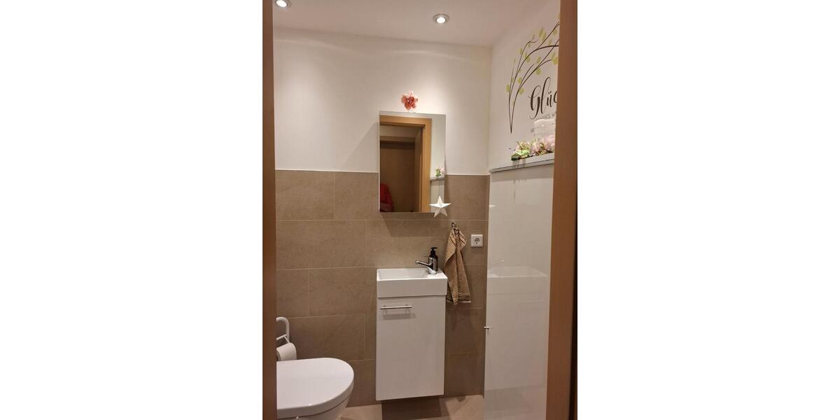 Terrassenwohnung Remscheid Lüttringhausen - 3 Zimmer, 90 m&sup2;, 270.000&euro; | Angebot:27525107