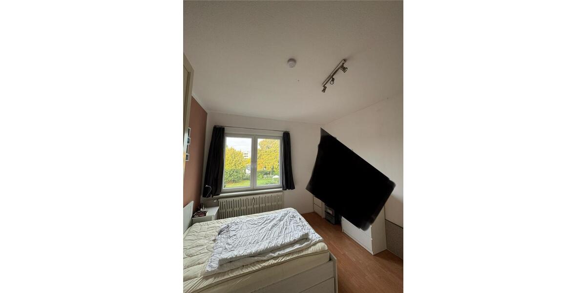 Etagenwohnung Essen Stadtbezirk VI - 2 Zimmer, 50 m&sup2;, 700&euro; | Angebot:25637303