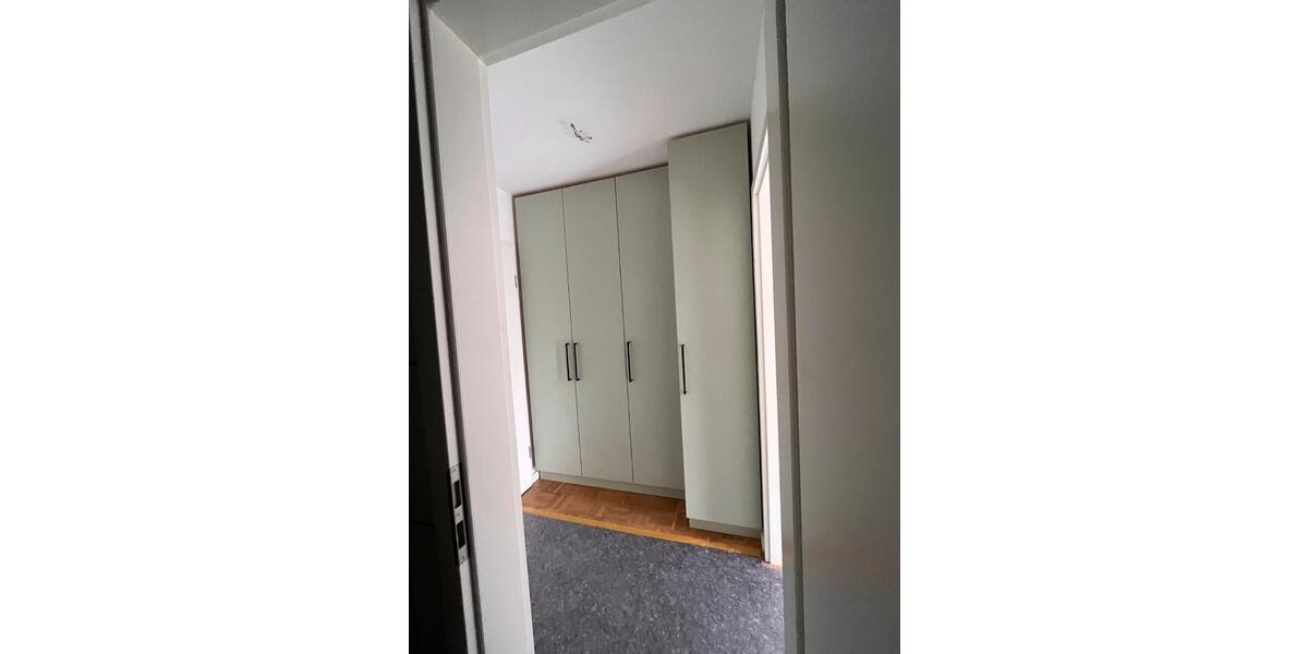 Etagenwohnung Düsseldorf Stadtbezirk 9 - 1 Zimmer, 30 m&sup2;, 135.000&euro; | Angebot:27136702