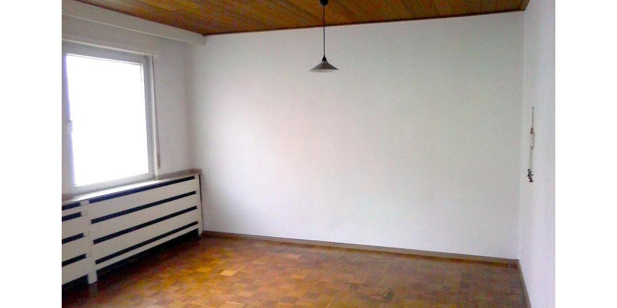 Etagenwohnung Krefeld - 2 Zimmer, 78 m&sup2;, 580&euro; | Angebot:25380044