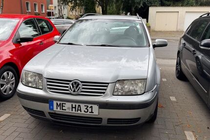 VW Bora 272.000 km 950 &euro; hilden 40724
