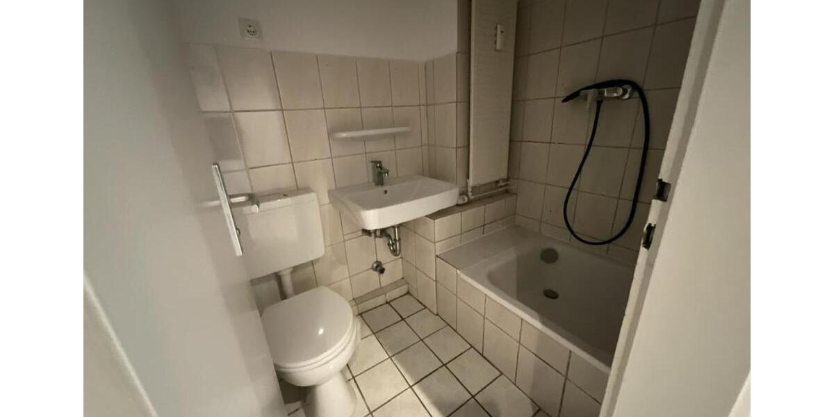 Etagenwohnung Duisburg Duisburg-Mitte - 3 Zimmer, 59 m&sup2;, 609&euro; | Angebot:24301867