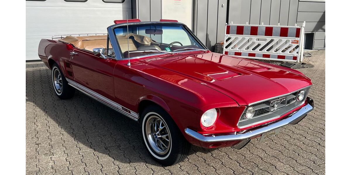 Ford Mustang 1.487 km 59.000 &euro; Wuppertal 42389