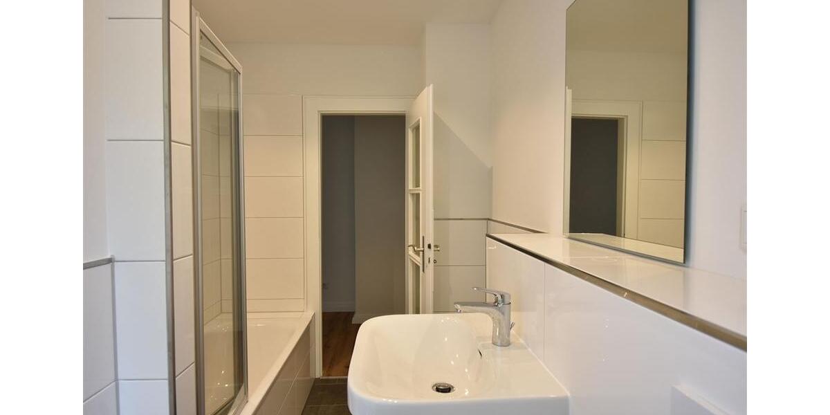 Etagenwohnung Düsseldorf Niederkassel - 2 Zimmer, 75 m&sup2;, 1.240&euro; | Angebot:22440568