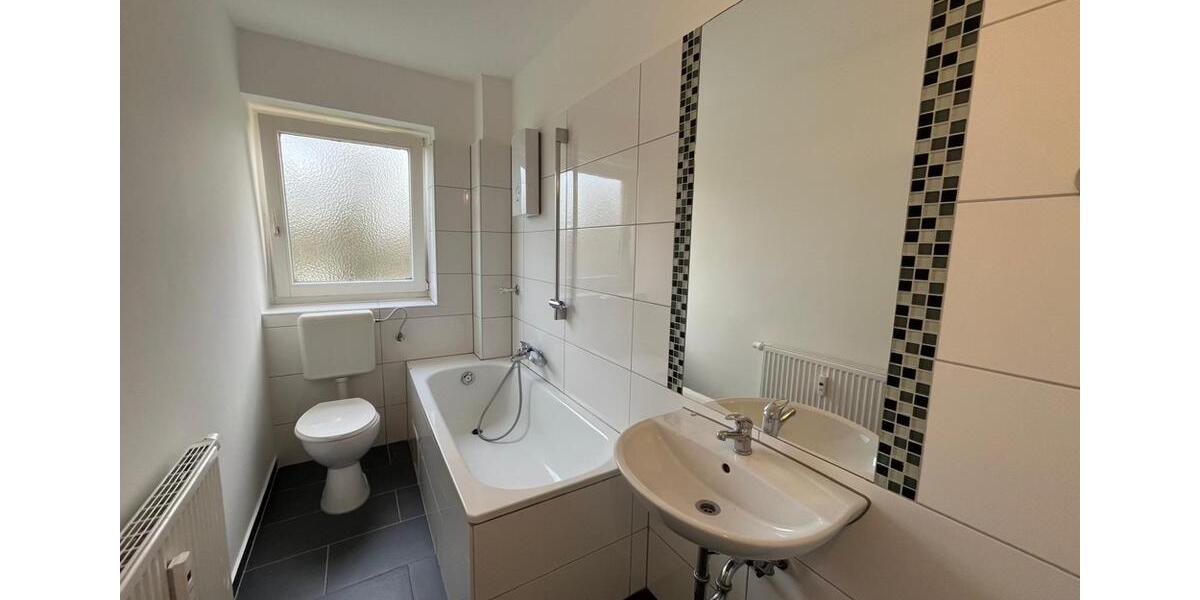 Etagenwohnung Wuppertal Gemarkung Vohwinkel - 3 Zimmer, 70 m&sup2;, 597&euro; | Angebot:25539391