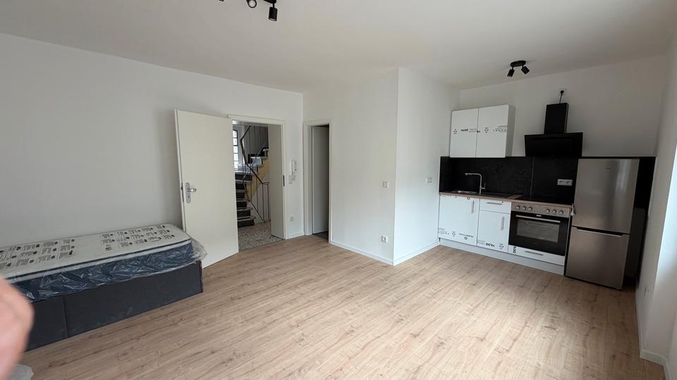 Etagenwohnung Essen Stadtbezirk III - 1 Zimmer, 28 m&sup2;, 790&euro; | Angebot:27572234