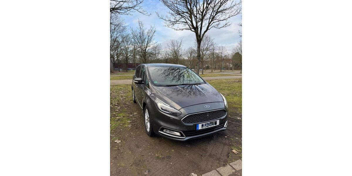 Ford S-Max 198.000 km 14.600 &euro; Duisburg 47228