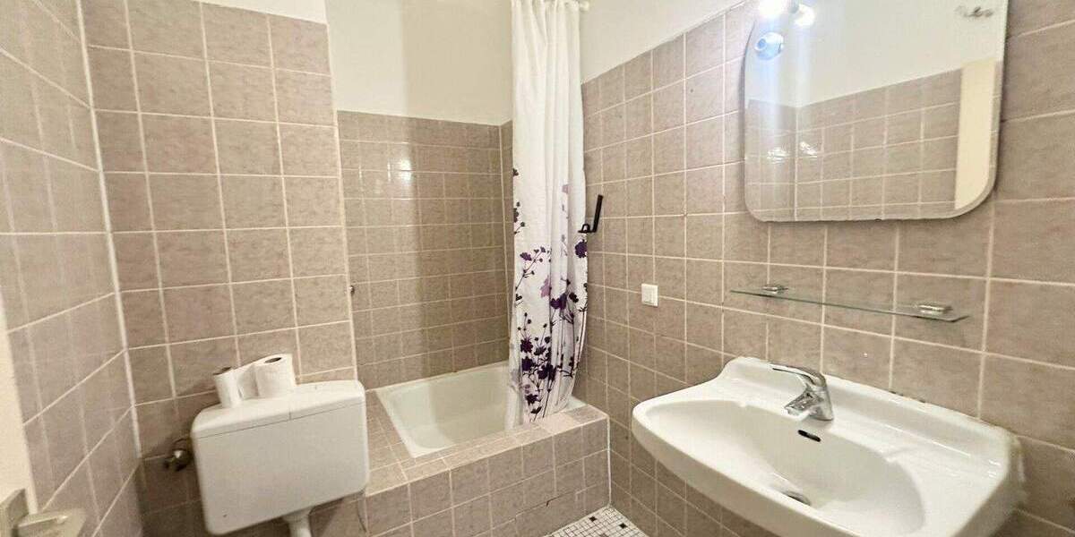 Mehrfamilienhaus, Wohnhaus Düsseldorf / Benrath Benrath - 9 Zimmer, 203 m&sup2;, 719.000&euro; | Angebot:25689239