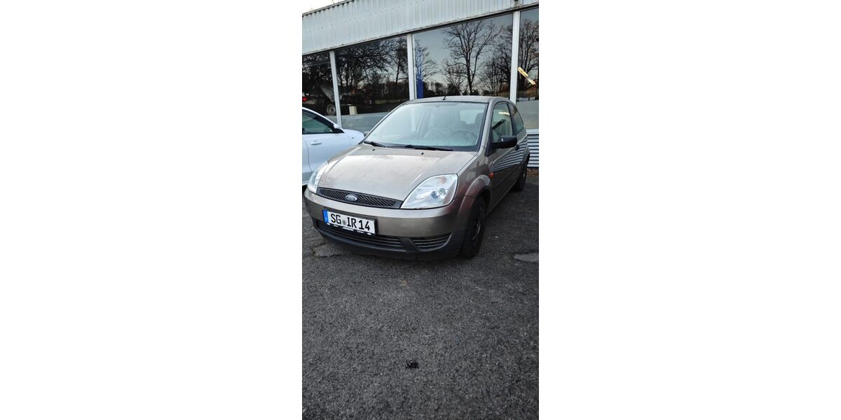 Ford Fiesta 108.000 km 1.250 &euro; Neuss 41469