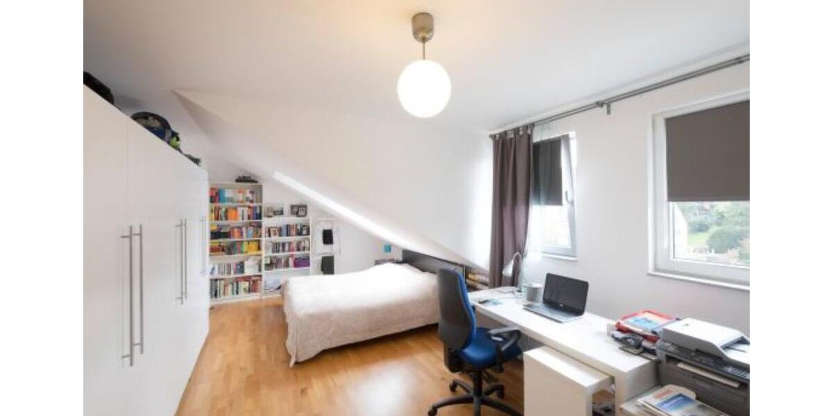 Dachgeschoßwohnung Düsseldorf Stadtbezirk 8 - 3 Zimmer, 113 m&sup2;, 475.000&euro; | Angebot:25804678
