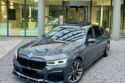 BMW 750 237.000 km 43.000 &euro; Duisburg 47139