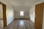 Dachgeschoßwohnung Duisburg Mittelmeiderich - 2 Zimmer, 61 m&sup2;, 453&euro; | Angebot:25545639