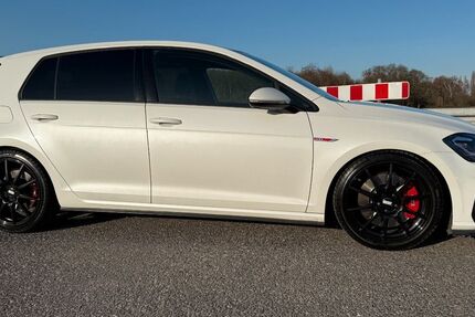 VW Golf 85.500 km 25.799 &euro; Dormagen 41542