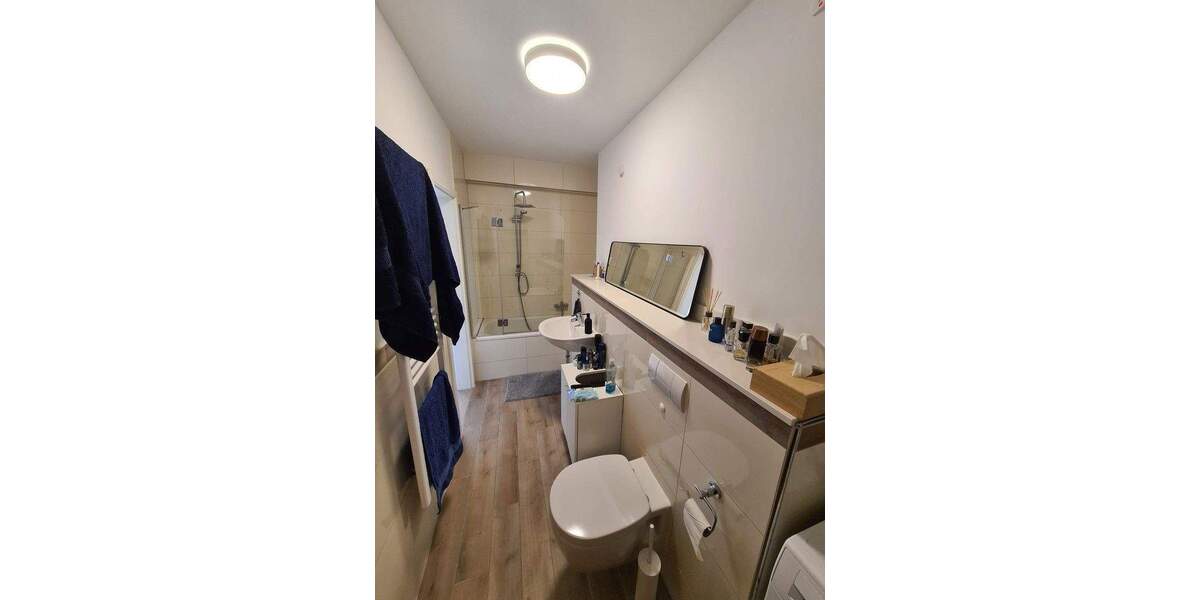 Etagenwohnung Düsseldorf Pempelfort - 4 Zimmer, 95 m&sup2;, 1.300&euro; | Angebot:25846216