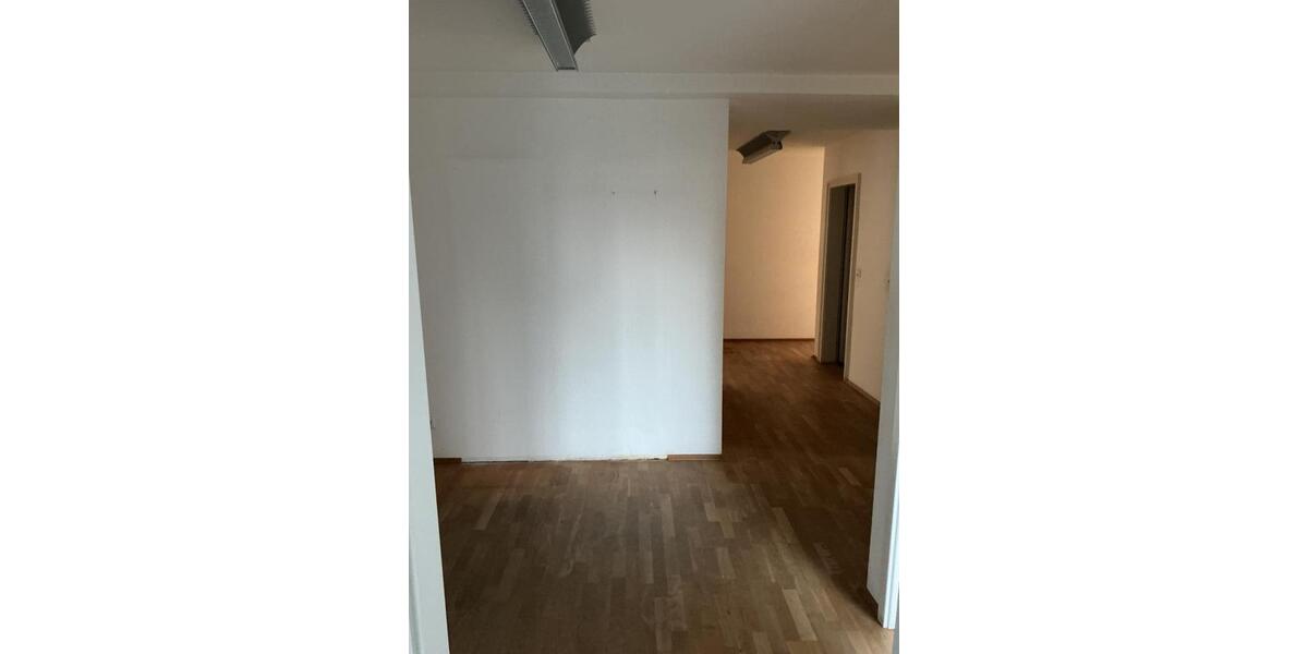 Etagenwohnung Düsseldorf Pempelfort - 5 Zimmer, 167 m&sup2;, 1.688&euro; | Angebot:26194319