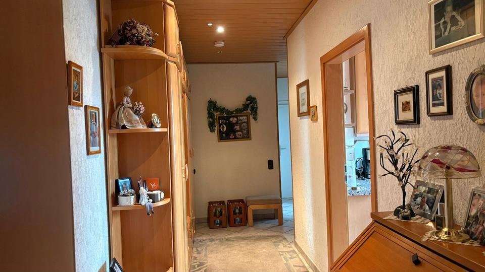 Etagenwohnung Oberhausen - 2.5 Zimmer, 76 m&sup2;, 149.000&euro; | Angebot:27180939