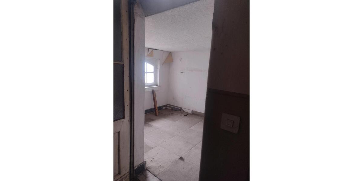 Mehrfamilienhaus, Wohnhaus Duisburg Hamborn - 12 Zimmer, 242 m&sup2;, 220.000&euro; | Angebot:27163328