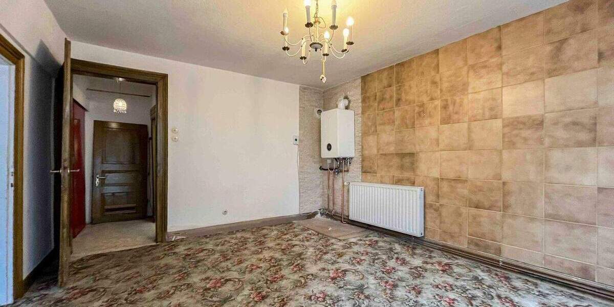 Einfamilienhaus Solingen Gräfrath - 6 Zimmer, 108 m&sup2;, 160.000&euro; | Angebot:25781326