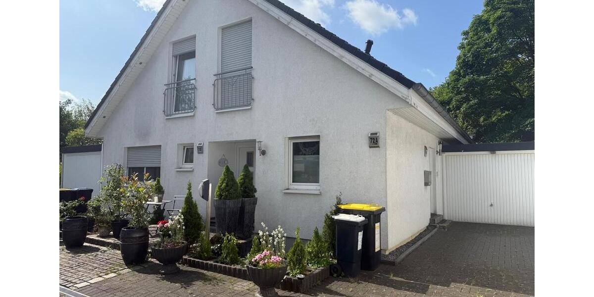 Dachgeschoßwohnung Duisburg Duisburg-Mitte - 2.5 Zimmer, 65 m&sup2;, 189.000&euro; | Angebot:27197338