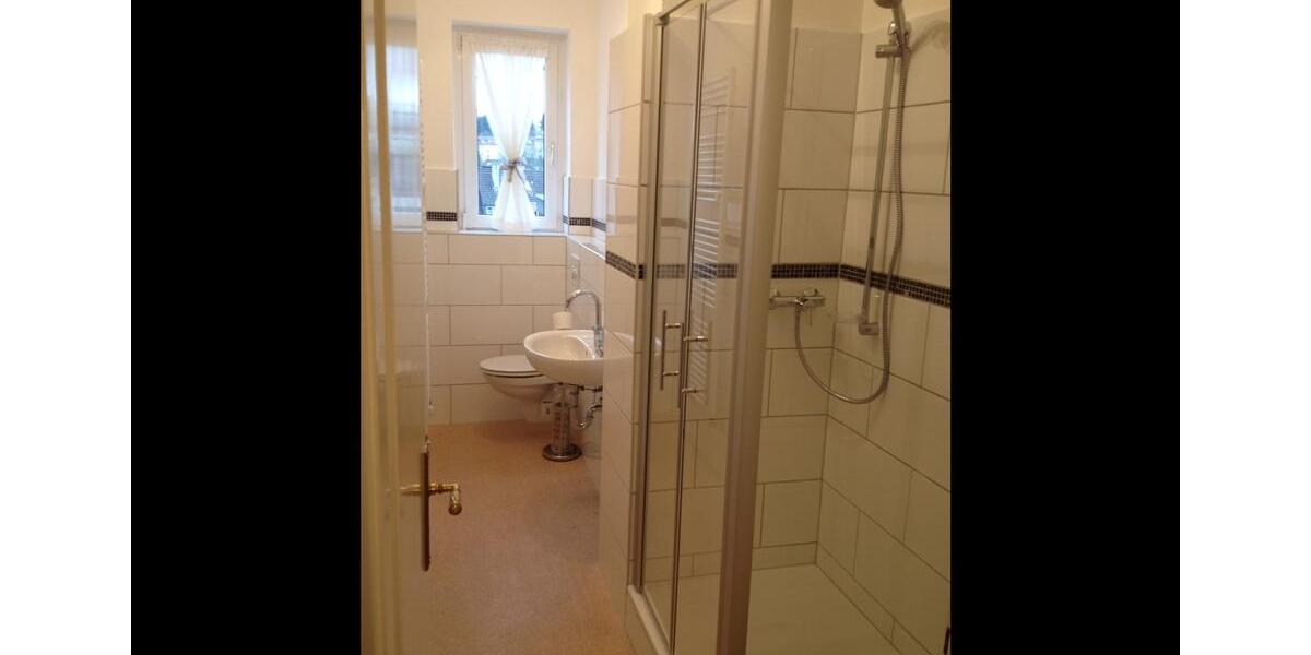 Etagenwohnung Remscheid Lüttringhausen - 4.5 Zimmer, 105 m&sup2;, 800&euro; | Angebot:25993003