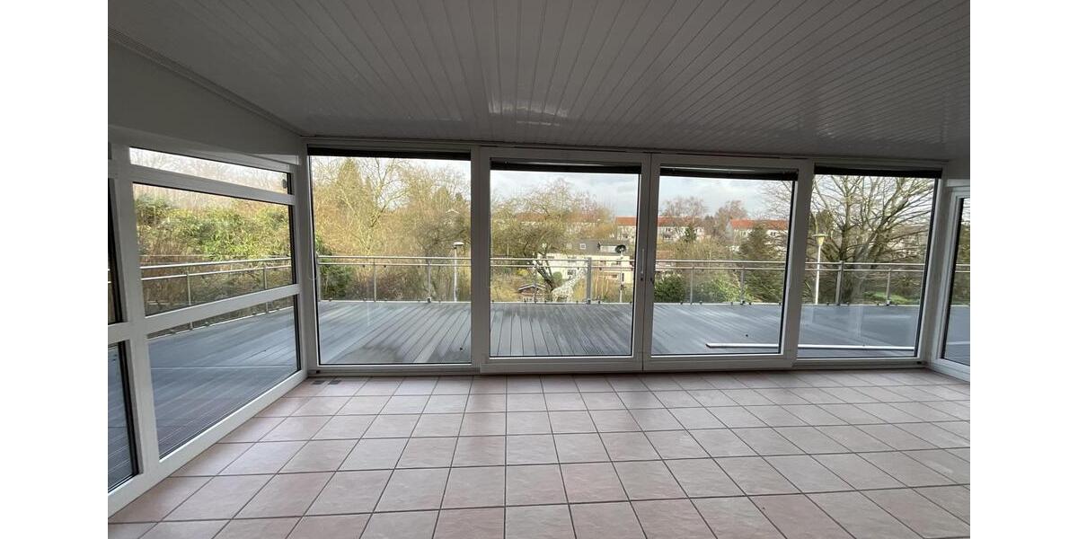 Etagenwohnung Mülheim an der Ruhr Heißen - 4 Zimmer, 173 m&sup2;, 1.550&euro; | Angebot:26018122