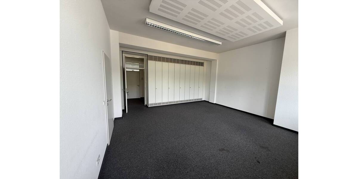 Gewerbeobjekt Mülheim an der Ruhr Dümpten - 360&euro; | Angebot:26489450