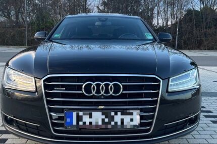 Audi A8 269.000 km 19.500 &euro; Moers 47441