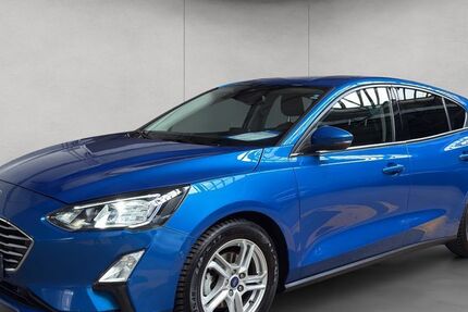 Ford Focus 62.071 km 12.990 &euro; Düsseldorf 40233