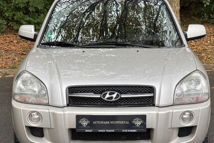 Hyundai TUCSON 184.000 km 4.499 &euro; Wuppertal 42283