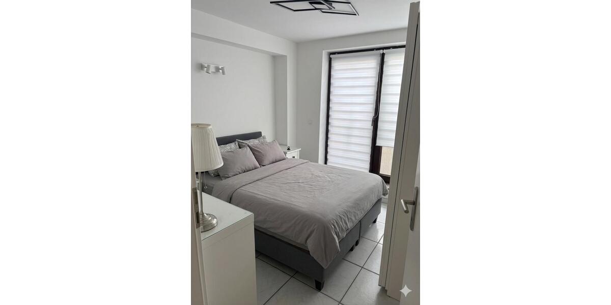 Etagenwohnung Grevenbroich - 3 Zimmer, 74 m&sup2;, 950&euro; | Angebot:26003685